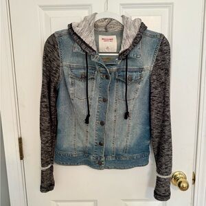 MOSSIMO DENIM JACKET